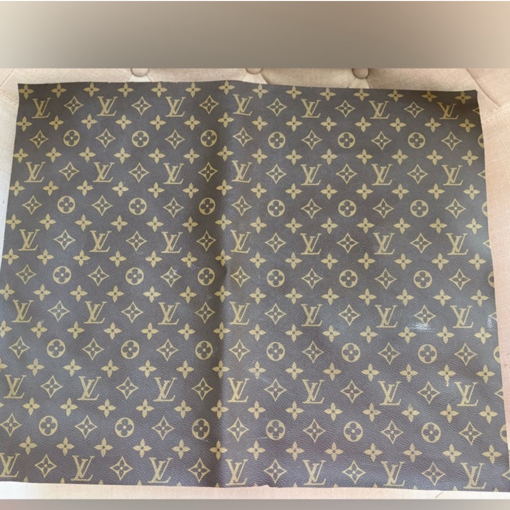 Louis Vuitton Monogram garment bag piece